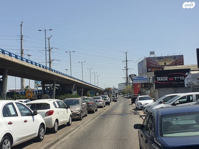 נכס מסחרי למכירה במפרץ חיפה במפרץ חיפה, רחוב שלמה בן יוסף